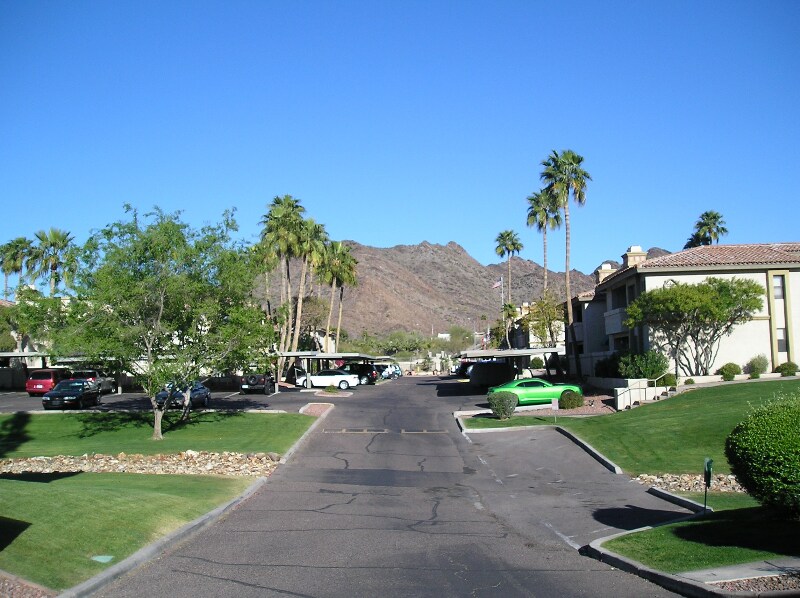Building Photo - 10410 N Cave Creek Rd