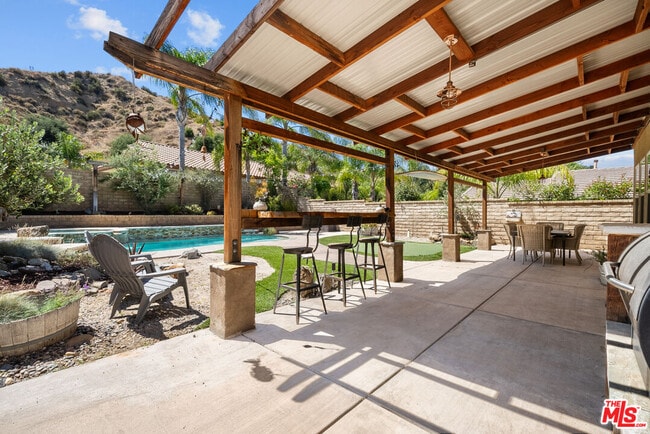 Building Photo - 28123 Gibraltar Ln