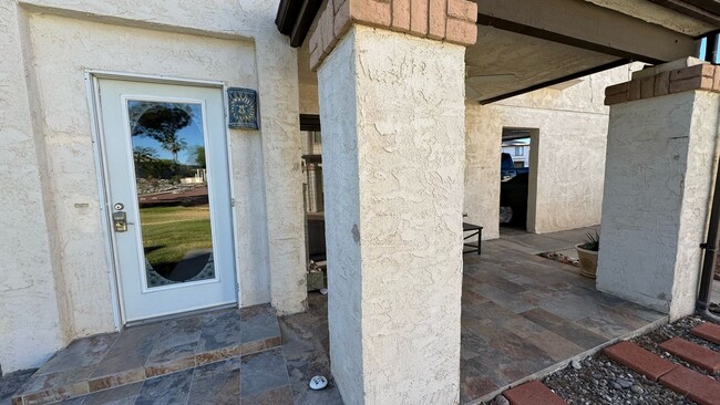 Building Photo - Furnished Vacation Condo w/ Community Pool**