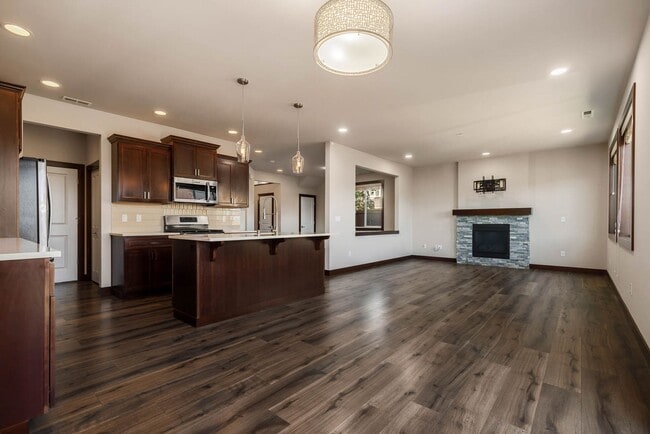 Building Photo - Modern Bothell Home in Kingsbury Community