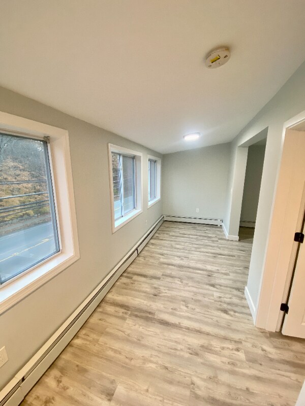 Building Photo - 114 Forest Ave