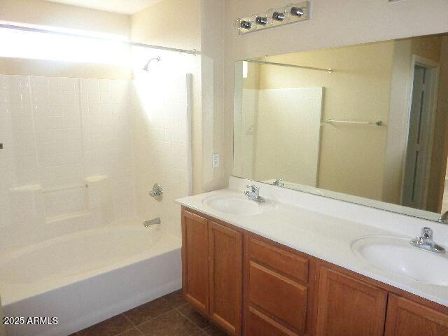 Building Photo - 3426 S 72nd Ln