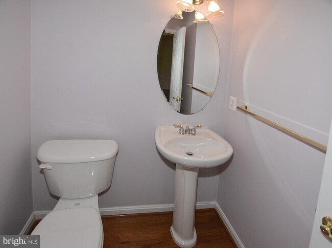 Building Photo - 43088 Shadow Terrace