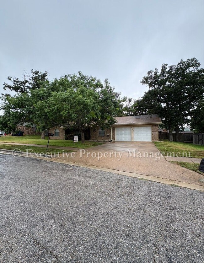 Building Photo - 410 Jeffery Lane, Copperas Cove, TX 76522