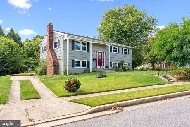 Building Photo - 6200 Gilston Park Rd