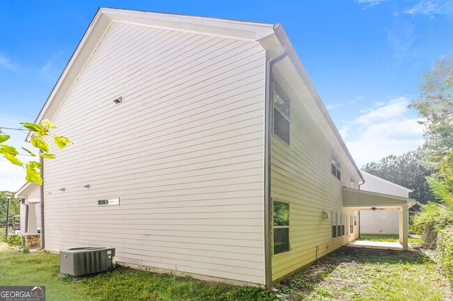 Building Photo - 747 Overlook Gln Dr