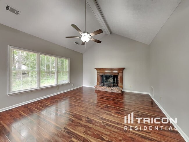 Building Photo - 410 Meadowfield Trail