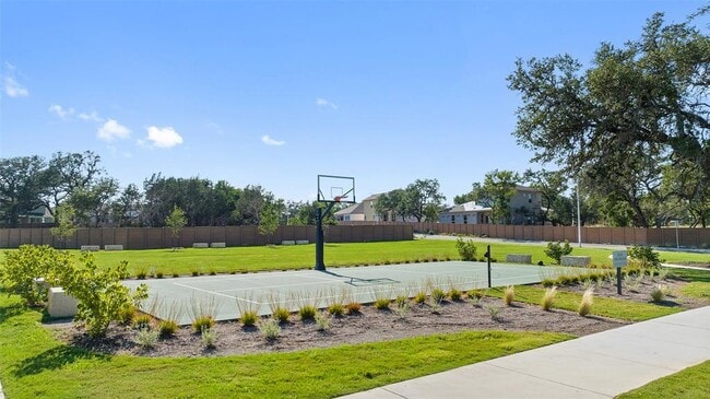 Building Photo - 122 Revere Dr