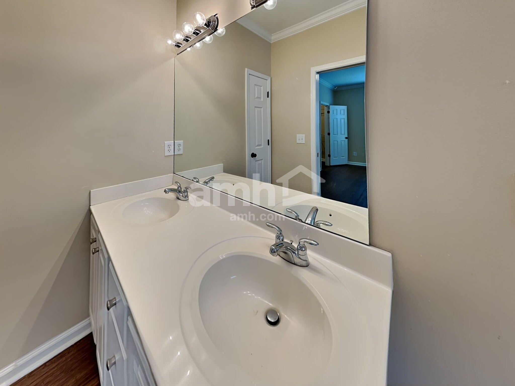 Building Photo - 101 Marino Pl