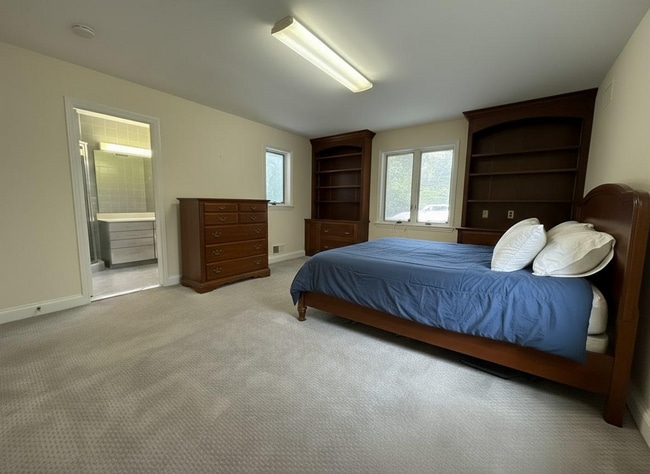 Building Photo - 1225 Rock Creek Rd