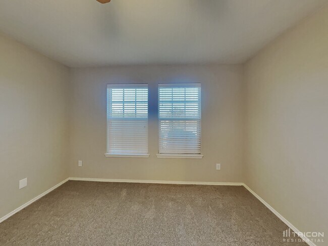 Building Photo - 2611 Frederick St
