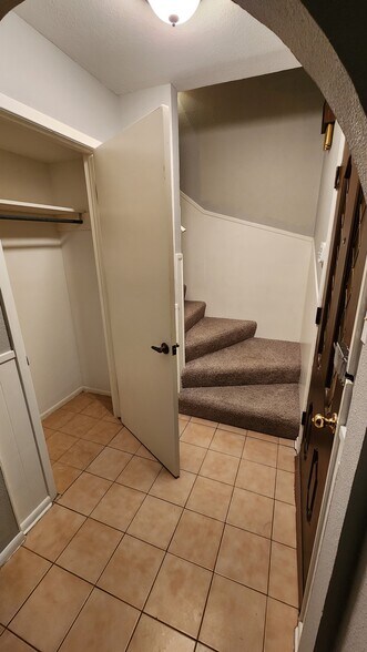 Building Photo - 9317 Powhatan Dr