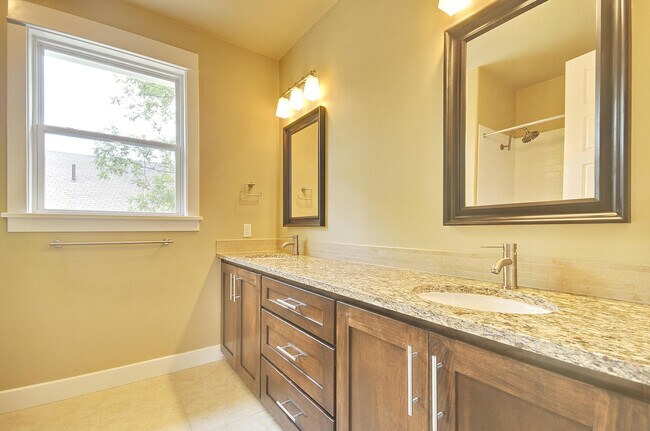 Building Photo - UT PRE-LEASE: 2011 Constructed Custom West...