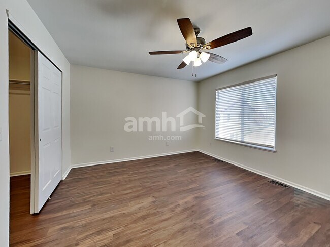 Building Photo - 7220 Grand Cascade Point