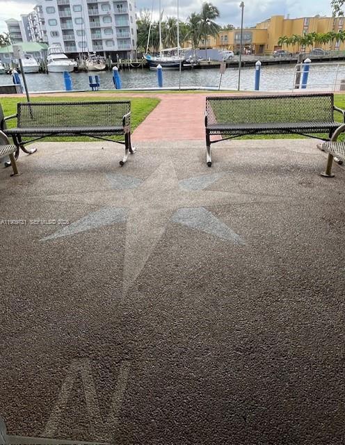 Building Photo - 1800 NW 24th Ave