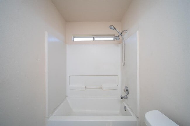 Building Photo - 12934 Kingston Point Ln