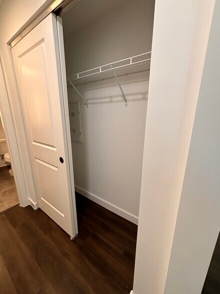 Building Photo - 1941 Fillmore St