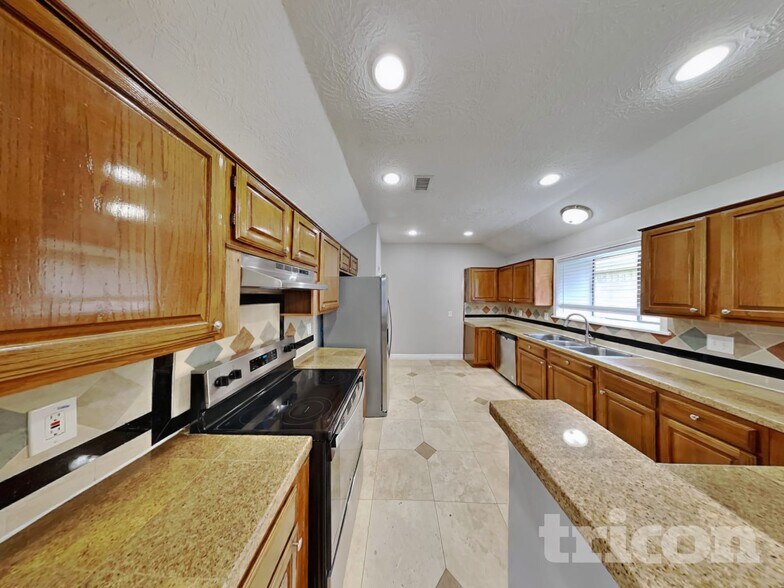 Building Photo - 3326 Doherty Pl