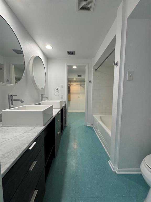 Building Photo - 1310 Harbor View Dr