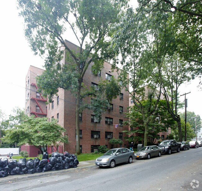 Primary Photo - White Oak Cooperative Housing