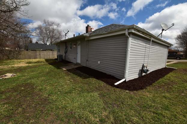 Building Photo - 1902 Burry Cir Dr