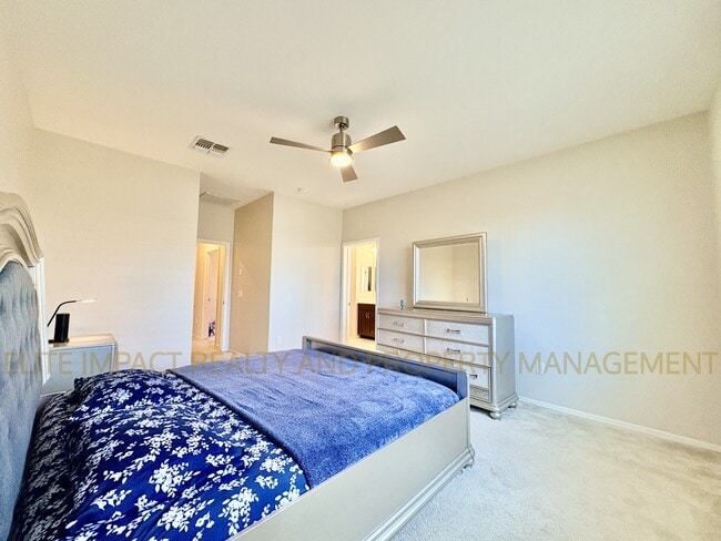 Building Photo - 6711 E Via Boca Grande