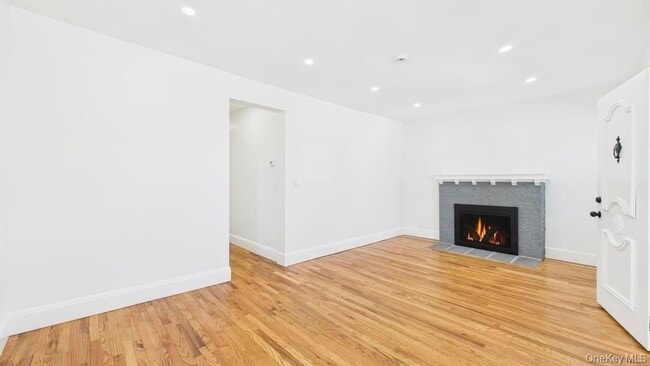 Building Photo - 142-16 223rd St