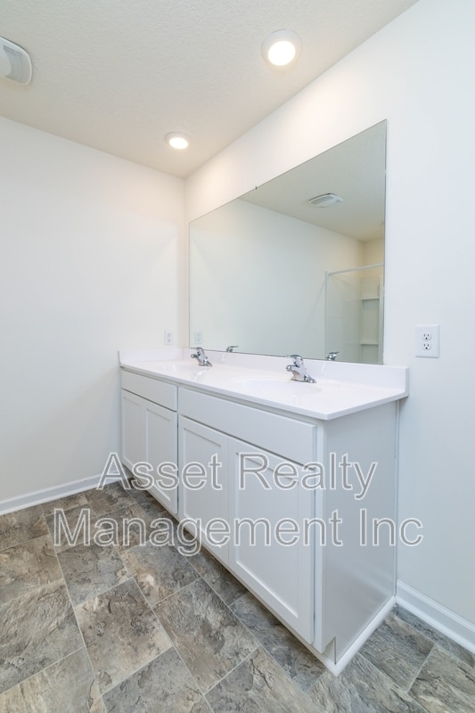 Building Photo - 7452 Game Bird St