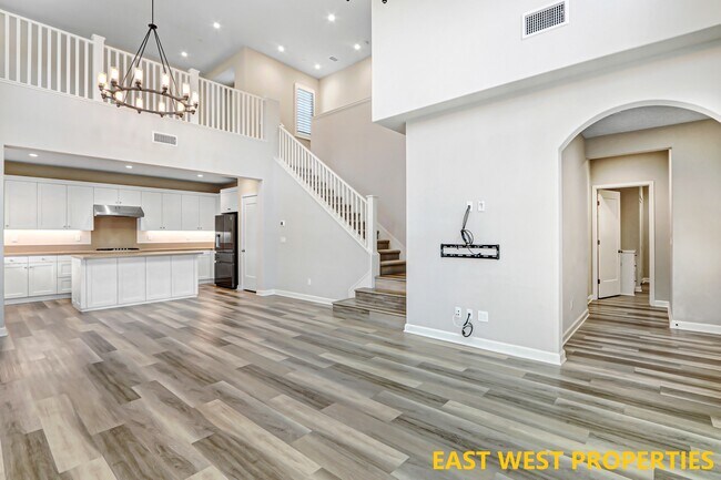 Building Photo - 117 Soaring Eagle