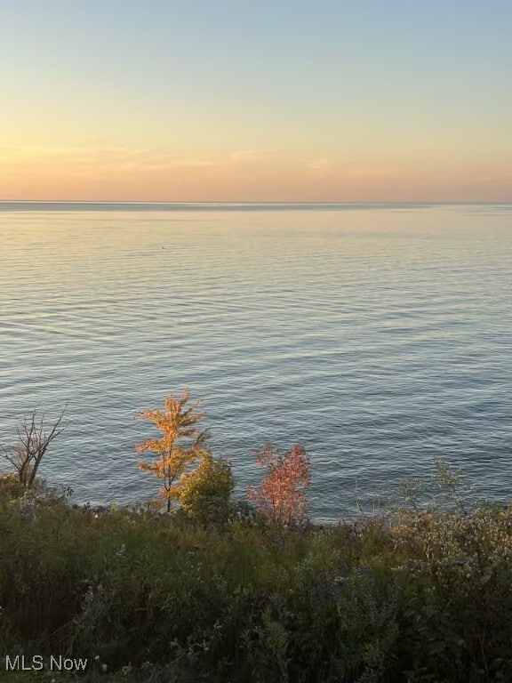 Building Photo - 2542 W 8th St