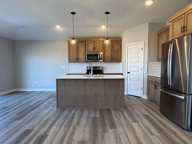 Building Photo - {31750} Brand New Ranch Home + 3 Car Garage + Unfinished Basement