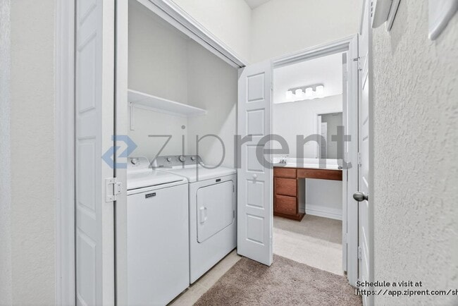 Building Photo - 7715 Canyon Wren Pk