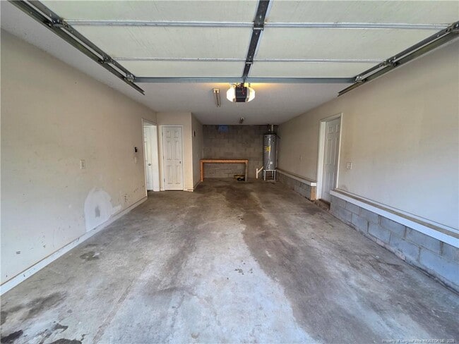 Building Photo - 220 Loxley Ln