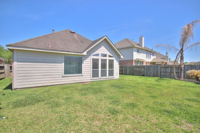 Building Photo - Balsam Breeze Lane, Pearland, TX 77584 - 3 BR 2 BA Single-Family Home
