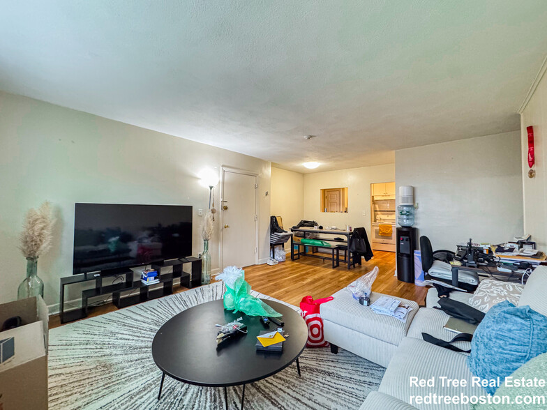 Building Photo - 11 Hodges Ave