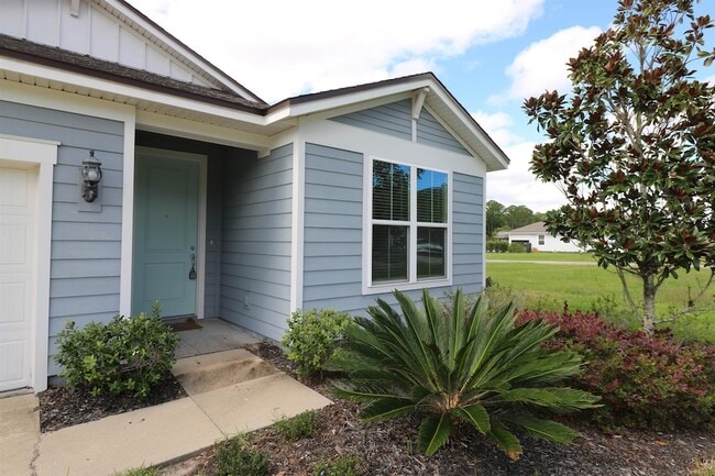 Building Photo - 667 La Mancha Dr