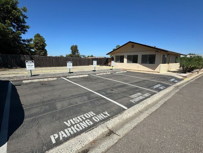 Building Photo - MOBILE HOME FOR RENT