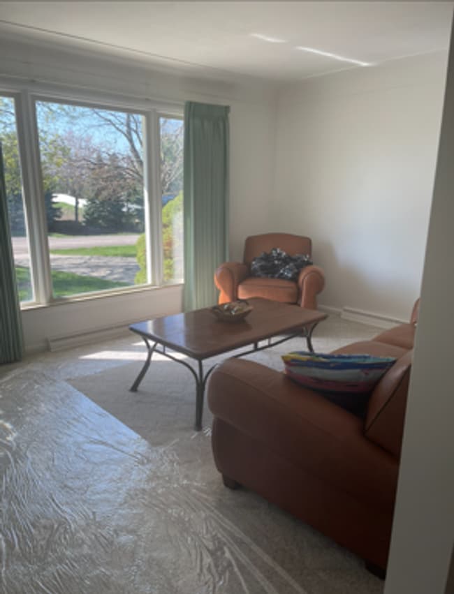 Building Photo - 3 bedroom in Grand Blanc Twp.