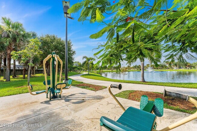 Building Photo - 1125 Jimmy Buffett Mem Hwy