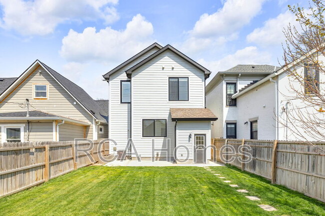 Building Photo - 1225 Hoyt Ave