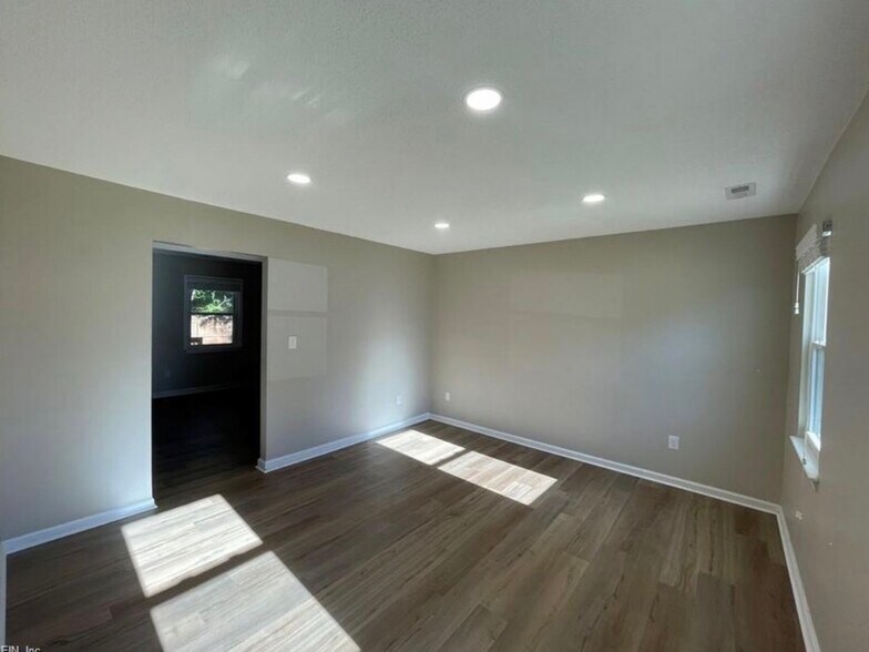 Building Photo - 1116 Woodcock Ln