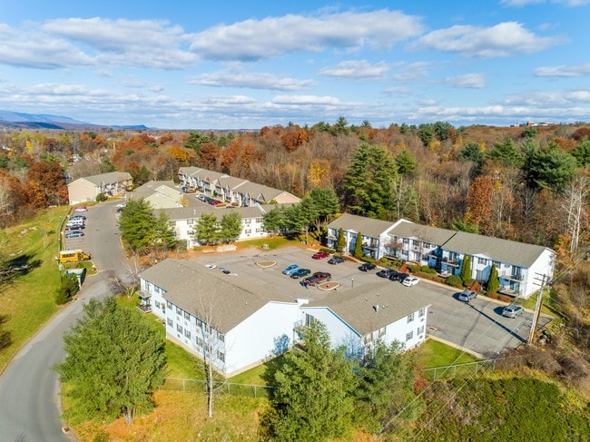 Building Photo - Orchard Hills