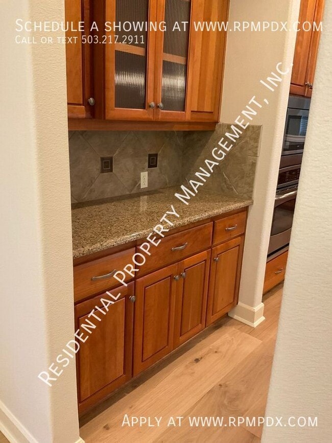 Building Photo - 18278 SW Santoro Dr