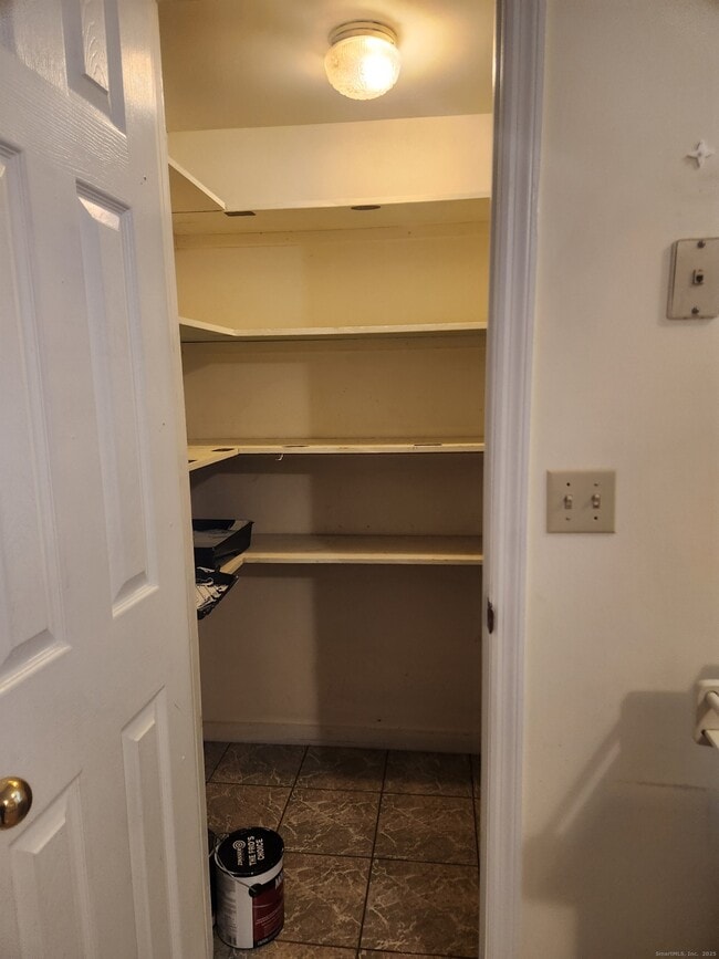 Building Photo - 96 Portland Ave