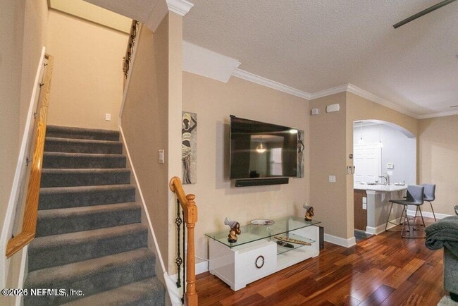 Building Photo - 6217 Eclipse Cir
