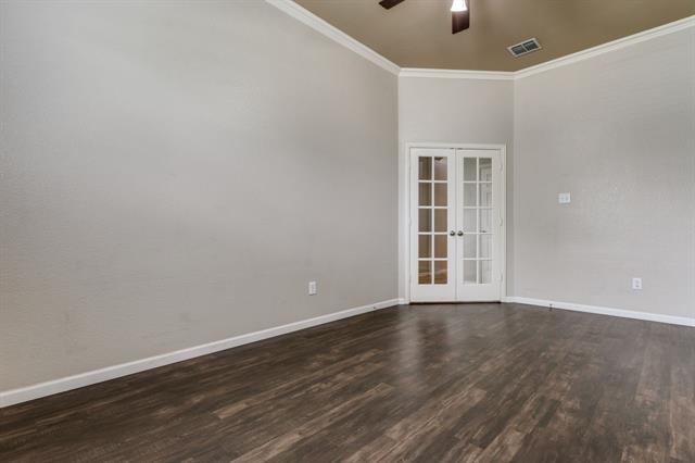 Building Photo - 15858 Durango Dr