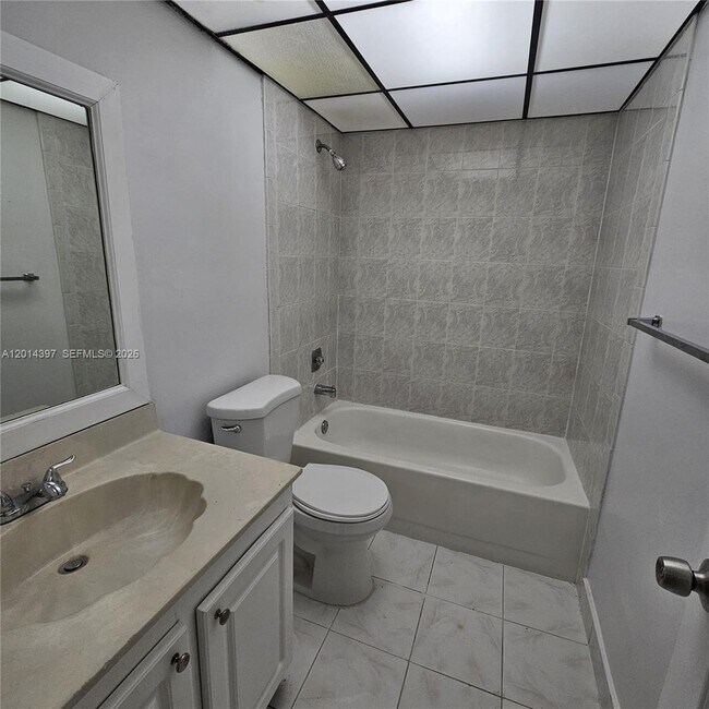 Building Photo - 3070 NW 48th Terrace