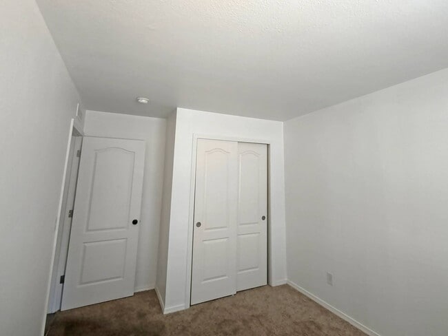 Building Photo - 386 Petrol Rd