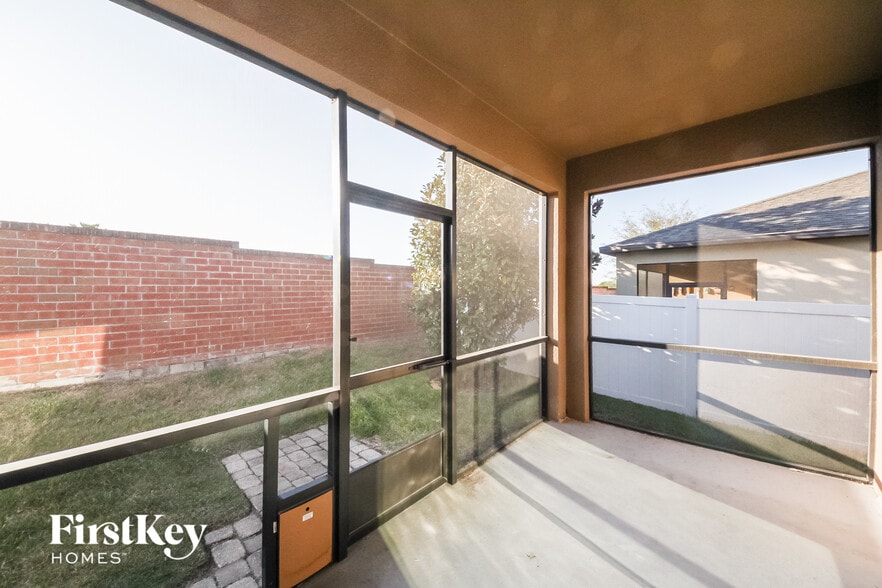 Building Photo - 1958 Pantheon Dr