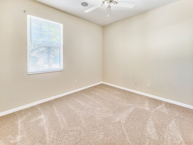 Building Photo - 204 Patrice Hope St